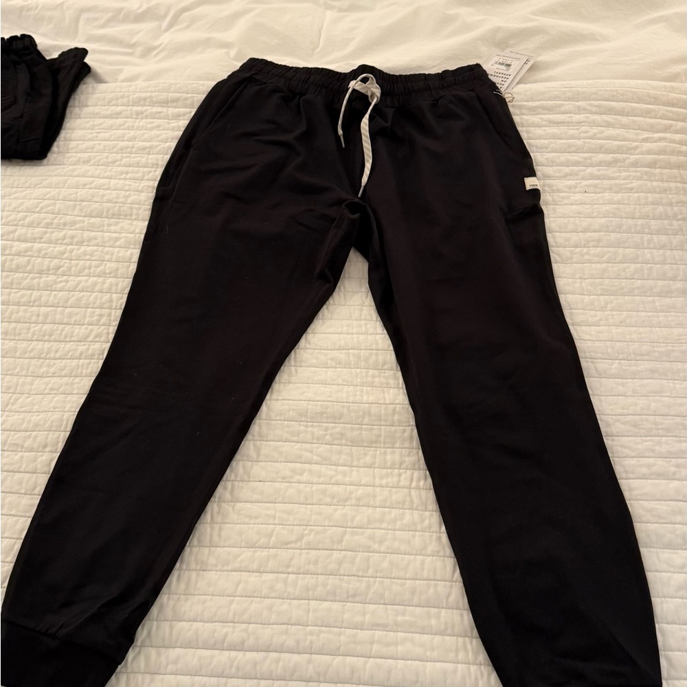 Vuori Jogger Pants NWT
